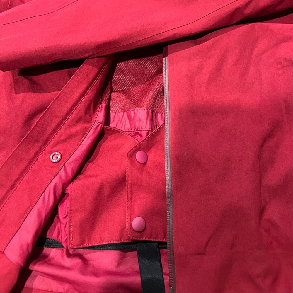 Patagonia Women's Powder Bowl Gore-Tex Jacket, Roamer Red XS - Picture 8 of 9